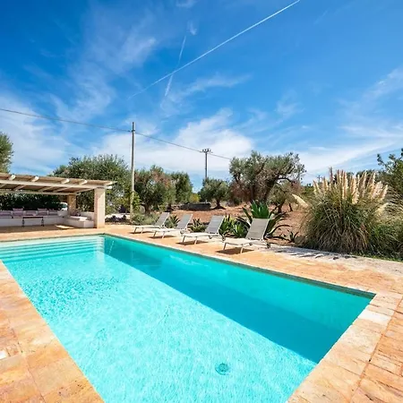 Trullo Giamar With Private Pool In Ostuni Villa