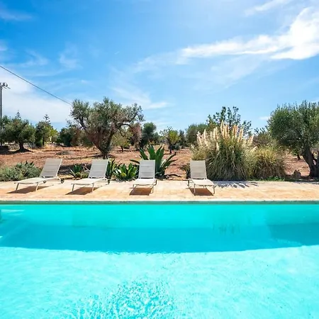 Trullo Giamar With Private Pool In Ostuni Villa *