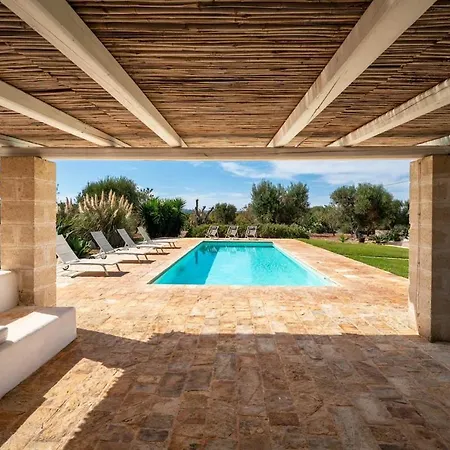 Trullo Giamar With Private Pool In Ostuni Villa