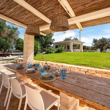 Trullo Giamar With Private Pool In Ostuni *
